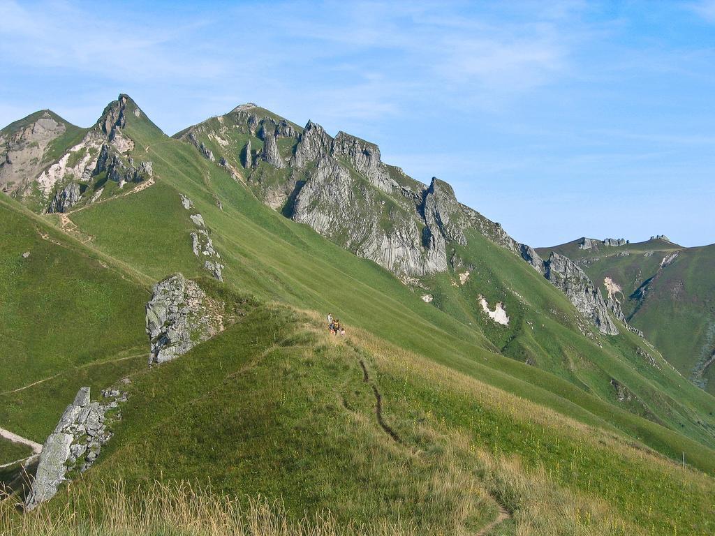 Les Chenets Villa Chambon-sur-Lac Eksteriør bilde